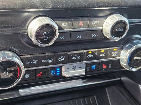 Used 2025 Ford F150 Raptor AWD/4WD image 16