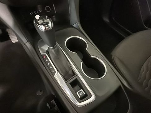 Used 2019 Chevrolet Equinox LT FWD image 21
