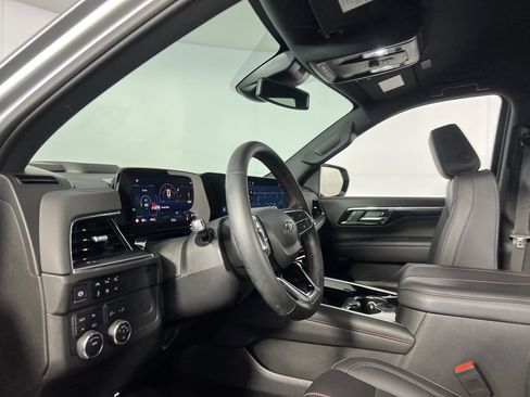 Used 2025 Chevrolet Tahoe RST image 20