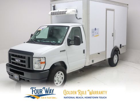 Used 2023 Ford E-350 and Econoline 350 Super Duty w/ Power Windows & Locks Group RWD image 7