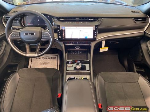 New 2026 Jeep Grand Cherokee Altitude AWD/4WD image 9