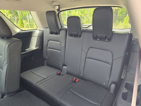New 2026 Nissan Pathfinder SL AWD/4WD image 10