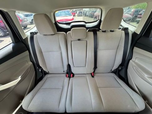 Used 2019 Ford Escape SE AWD/4WD image 15