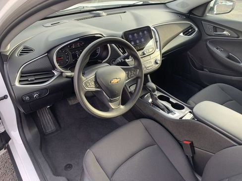 Certified 2024 Chevrolet Malibu LS image 10