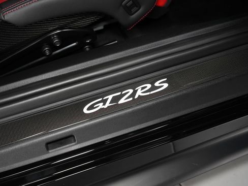 Used 2019 Porsche 911 GT2 RS RWD image 39