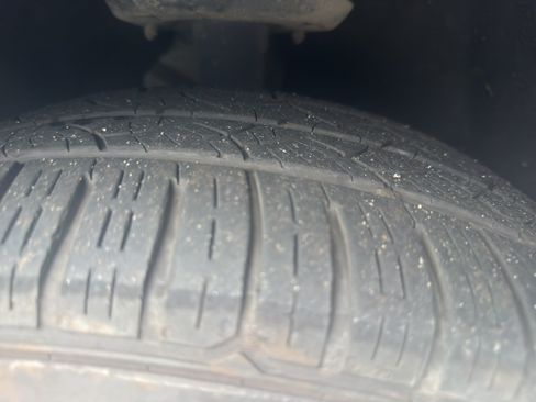 Used 2018 Chrysler Pacifica Touring Plus w/ Tire & Wheel Group FWD image 4