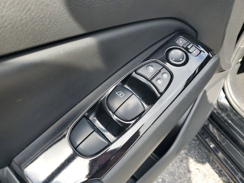 Certified 2024 Nissan Altima 2.5 SR image 10