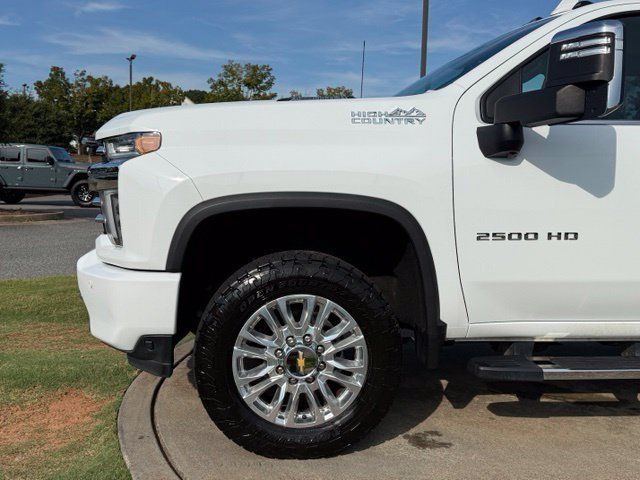 Used 2023 Chevrolet Silverado 2500 High Country w/ Z71 Off-Road Package AWD/4WD image 12