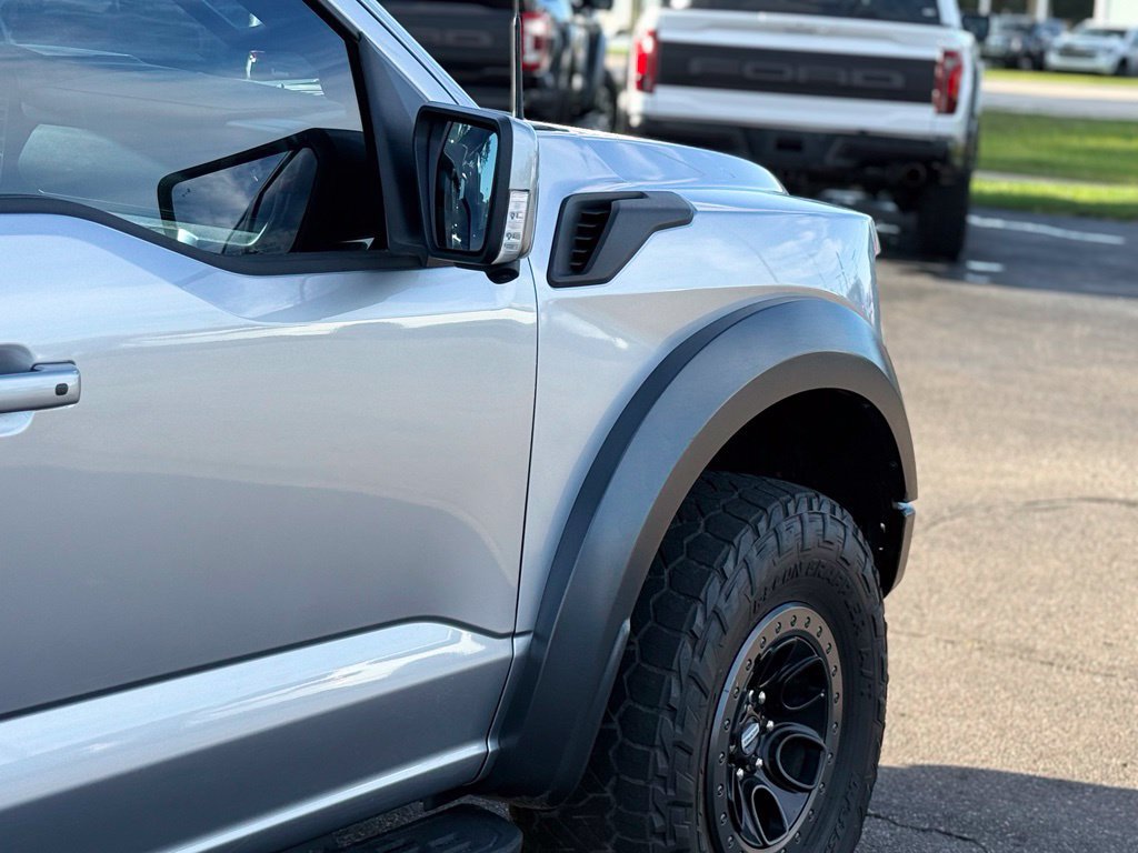 Certified 2023 Ford F150 Raptor w/ Raptor Carbon Fiber Package AWD/4WD image 53