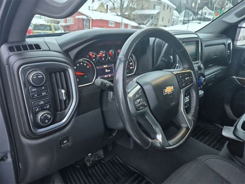Used 2021 Chevrolet Silverado 1500 LT image 21