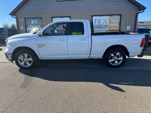 Used 2019 RAM 1500 Classic SLT image 8