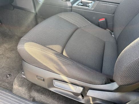 Used 2025 Toyota 4Runner SR5 AWD/4WD image 15