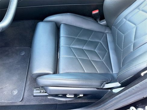 Used 2024 BMW 530i xDrive image 21