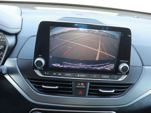 Used 2023 Nissan Altima 2.5 SR image 25