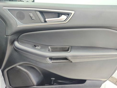 Used 2024 Ford Edge SEL image 41