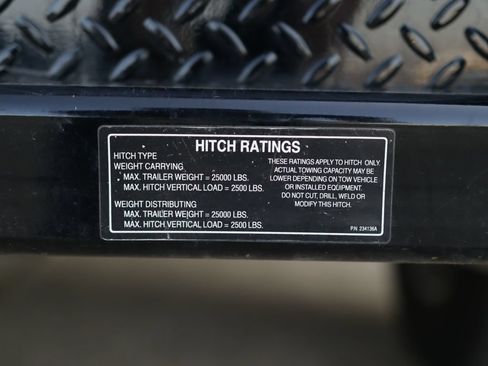 Used 2024 Chevrolet Silverado 2500 Custom AWD/4WD image 30