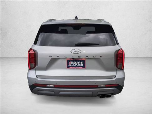 Certified 2024 Hyundai Palisade SEL w/ Premium Package FWD image 6