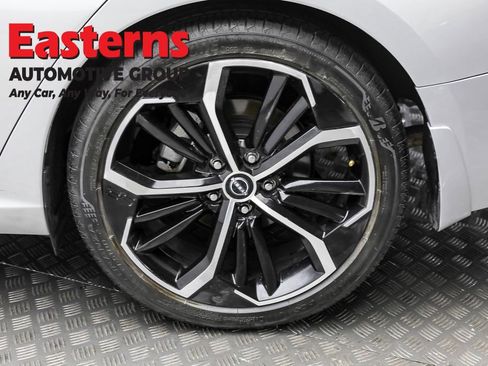 Used 2023 Nissan Altima 2.5 SR FWD image 8