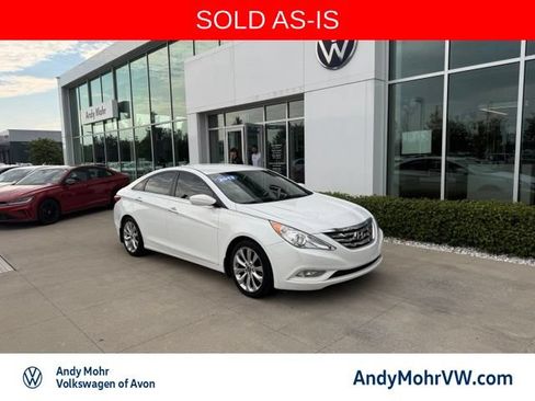 Used 2013 Hyundai Sonata SE FWD image 1