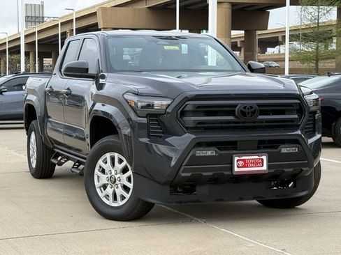 New 2026 Toyota Tacoma SR5 image 2