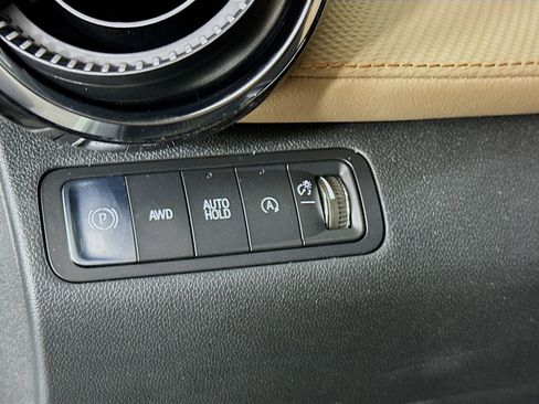 New 2026 Chevrolet Equinox ACTIV w/ Convenience Package III AWD/4WD image 11