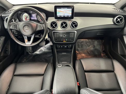 Used 2016 Mercedes-Benz CLA 250 image 28