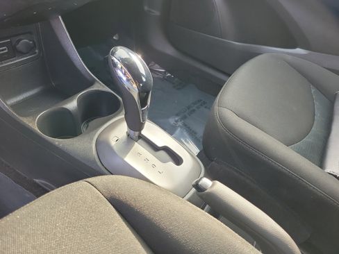 Used 2022 Chevrolet Spark LT image 29