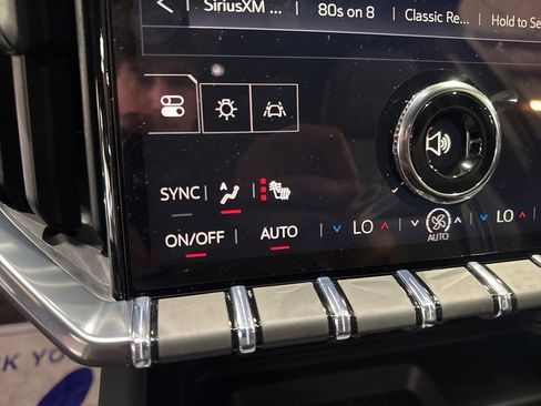 New 2026 GMC Acadia AT4 w/ LPO, Floor Liner Package image 30