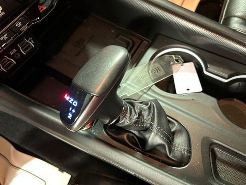 Used 2024 Dodge Durango GT image 20