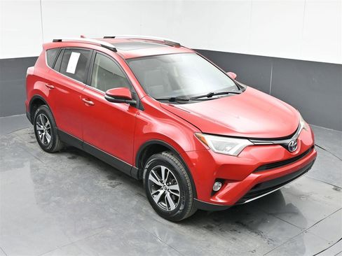 Used 2016 Toyota RAV4 XLE image 22