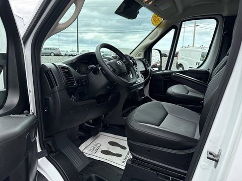 Used 2025 RAM ProMaster 3500 w/ Convenience Group image 22