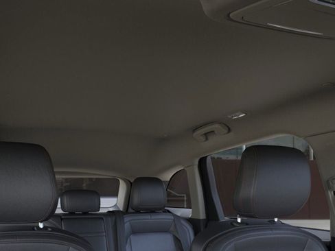 New 2026 Lincoln Nautilus Premier image 22