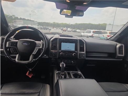 Used 2018 Ford F150 Raptor w/ Equipment Group 802A Luxury image 4