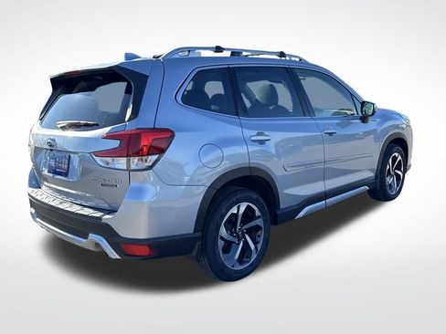 Used 2022 Subaru Forester Touring w/ Popular Package #2 image 6