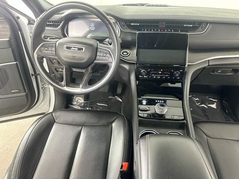 Used 2024 Jeep Grand Cherokee Limited 4xe AWD/4WD image 19