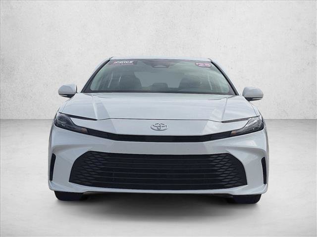 Used 2025 Toyota Camry LE FWD image 2