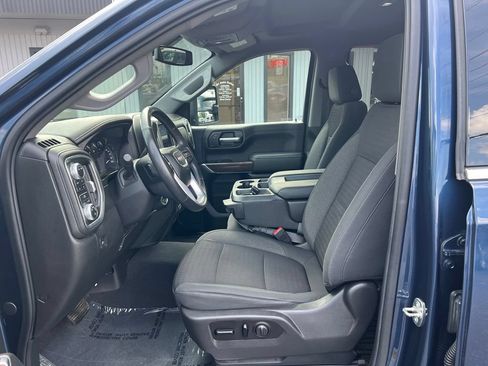 Used 2020 GMC Sierra 1500 SLE w/ X31 Off-Road Package AWD/4WD image 16