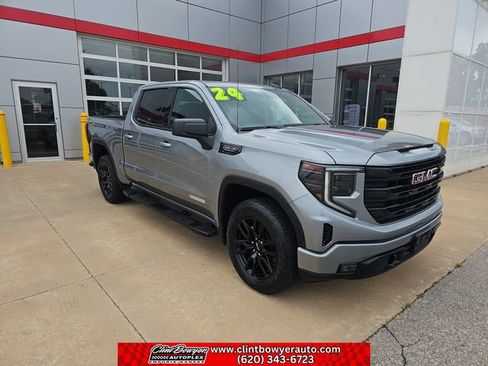 Used 2024 GMC Sierra 1500 Elevation w/ X31 Off-Road Package AWD/4WD image 8