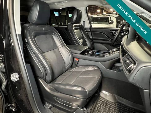 Used 2025 Lincoln Aviator Reserve w/ Illumination Package image 4