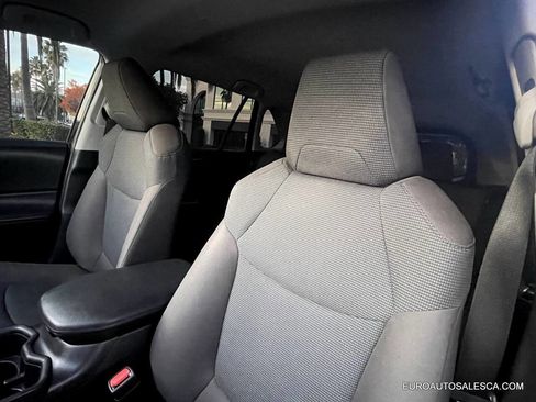 Used 2022 Toyota RAV4 LE image 24