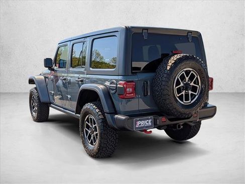 Used 2024 Jeep Wrangler Unlimited Rubicon w/ Technology Group image 8