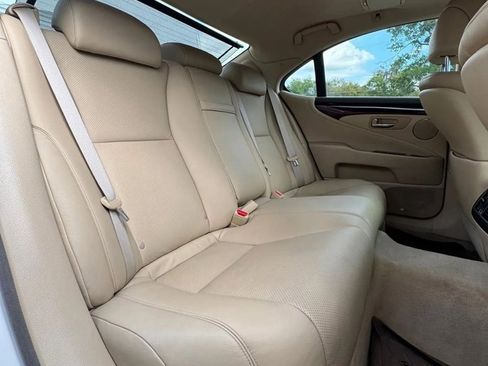 Used 2008 Lexus LS 460 RWD image 20