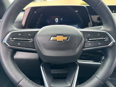 Used 2026 Chevrolet Equinox LT image 34