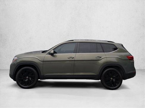 New 2026 Volkswagen Atlas SE FWD image 2