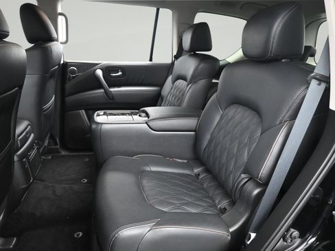 Certified 2024 Nissan Armada Platinum w/ Captain's Chairs Package RWD image 11