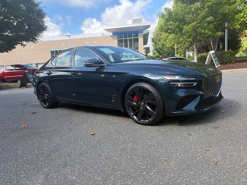 Used 2023 Genesis G70 3.3T w/ Sport Prestige Package RWD image 2