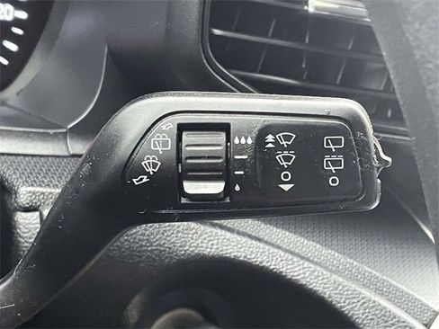 Used 2021 Ford Explorer 2WD image 24