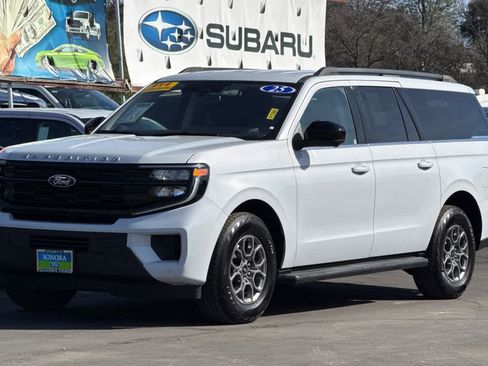 Used 2025 Ford Expedition Max Active image 8