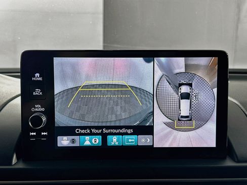 Used 2023 Honda Pilot Elite image 23