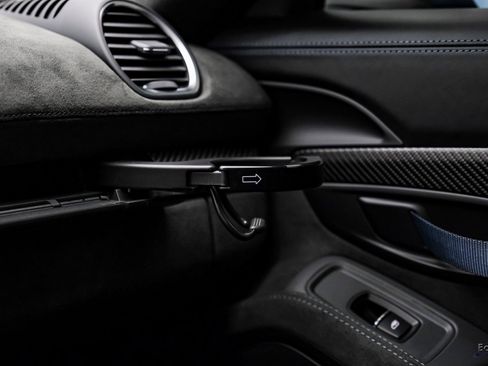 Used 2024 Porsche 718 Cayman GT4 RS image 51